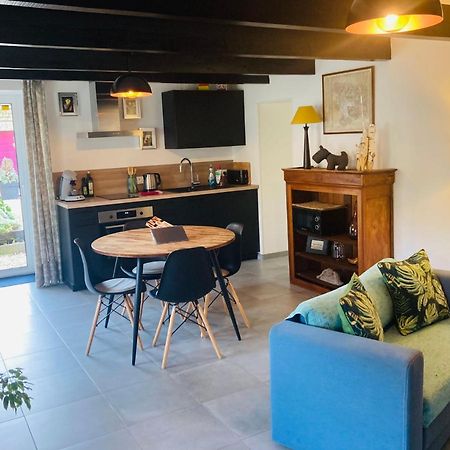 Charmante Petite Maison Renovee Quistinic Екстериор снимка