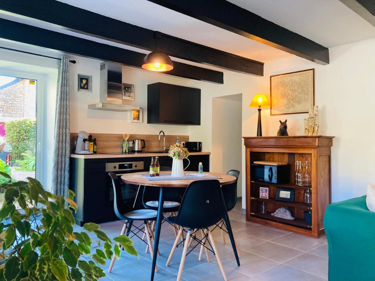 Charmante Petite Maison Renovee Quistinic Екстериор снимка